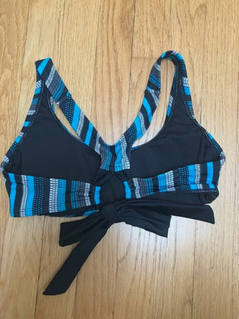 Mossimo Teal, Black white and gray chevron pattern Bikini Top M